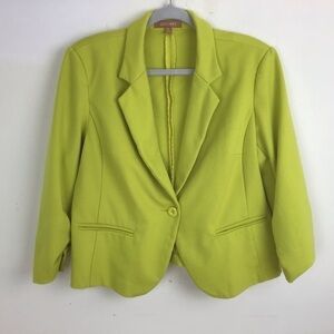 Ellen Tracy neon green knit jacket. Size Xlarge.